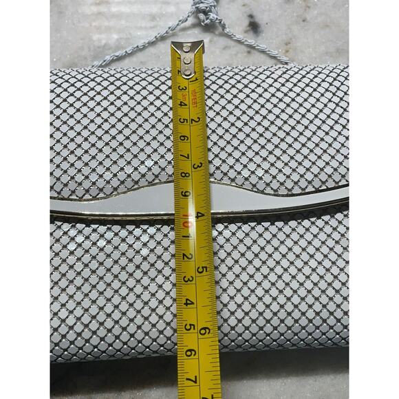 Vintage TF Tiger Metallic Purse Clutch White & Gold Art Deco Shoulder Chain - Picture 10 of 11